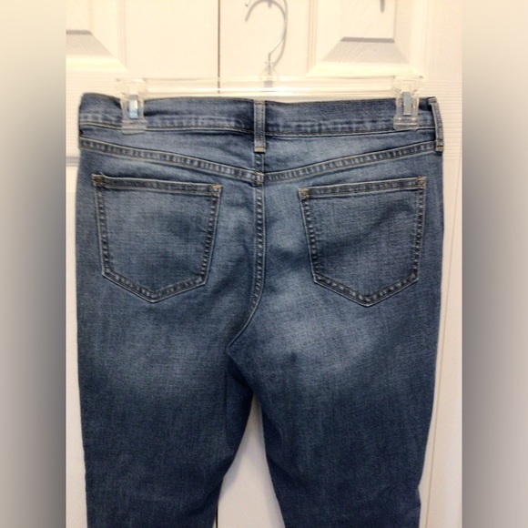 Old Navy Womens Medium Wash Distressed Mid Rise Flirt Skinny Jeans Size 10 - Picture 4 of 7